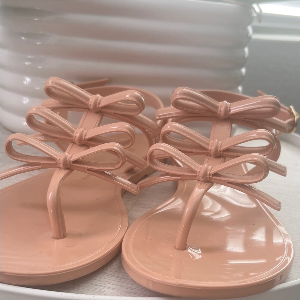 Stuart Weitzman Women's Nude Sandals - Picture 3 of 11